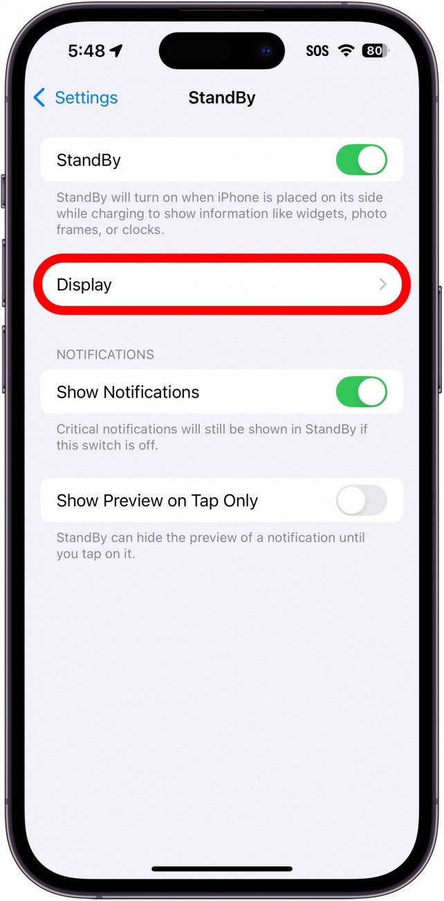 Paramètres de veille iPhone avec une boîte rouge autour de l'affichage