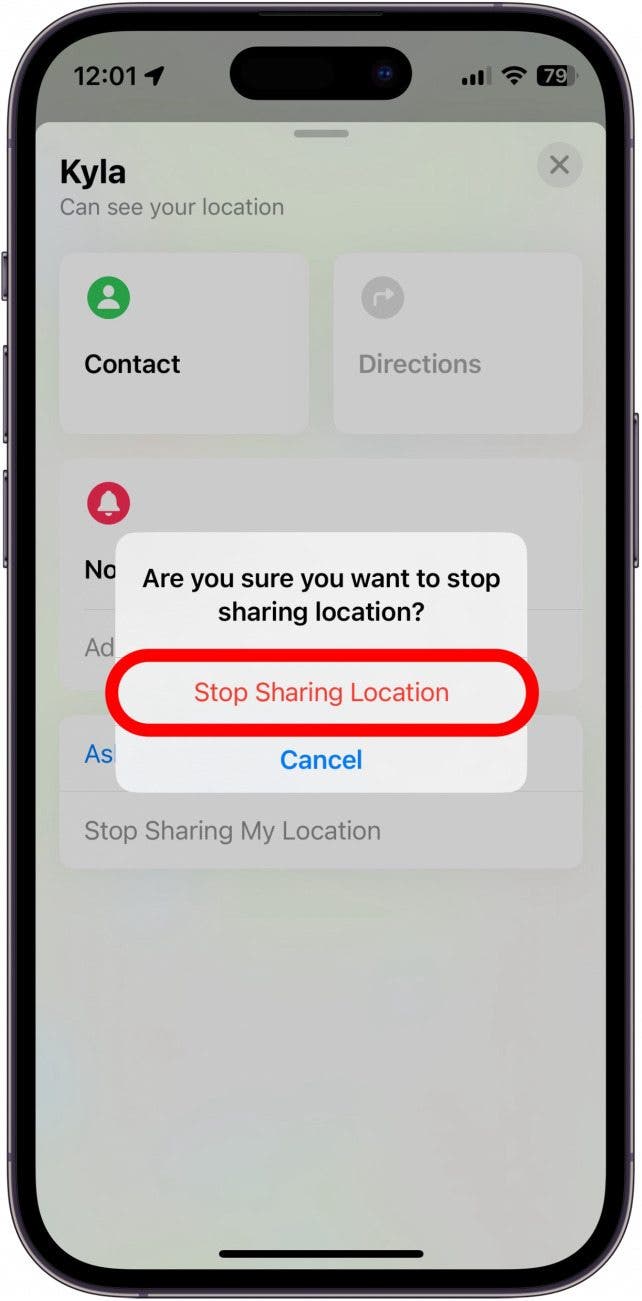 Fenêtre de confirmation de l'emplacement de l'iPhone STOP de partage avec arrêt d'emplacement de partage en rouge