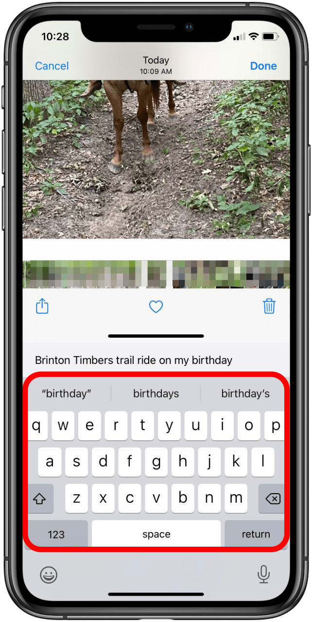 Utilisez le clavier ou le microphone pour saisir une légende