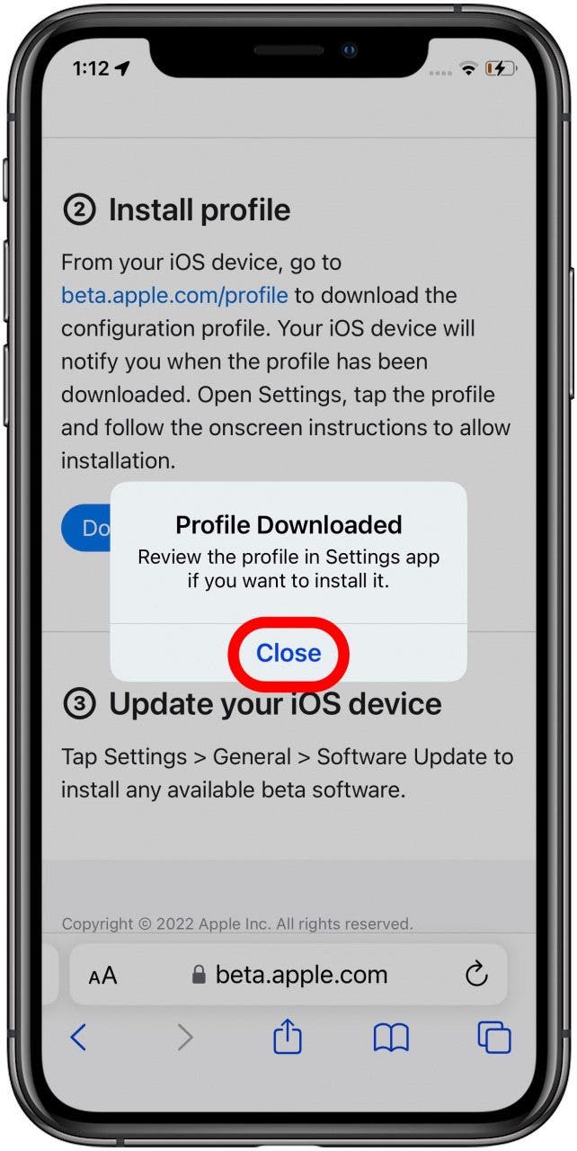 Appuyez sur Fermer lorsque le profil bêta iOS est téléchargé