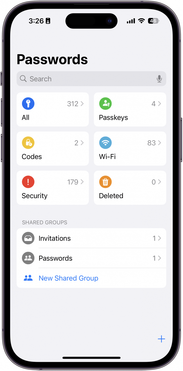 Une capture d'écran de l'application de mots de passe iPhone affichant l'écran principal