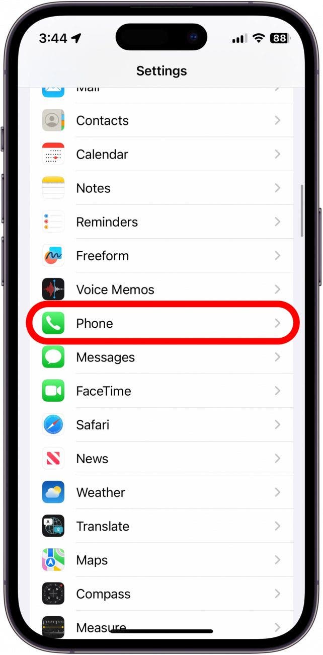 Paramètres de l'iPhone avec option de téléphone entouré en rouge