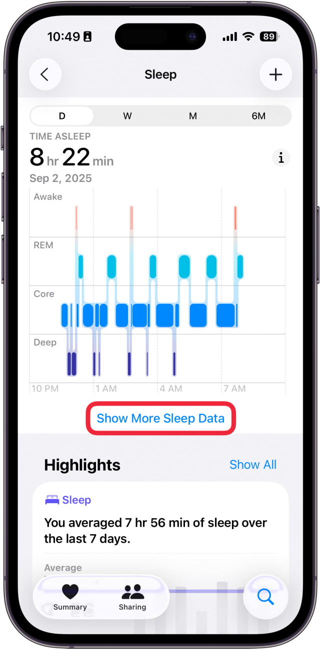 Une capture d'écran de données de sommeil dans l'application Health sur iPhone avec une boîte rouge autour du bouton Afficher plus de données de sommeil