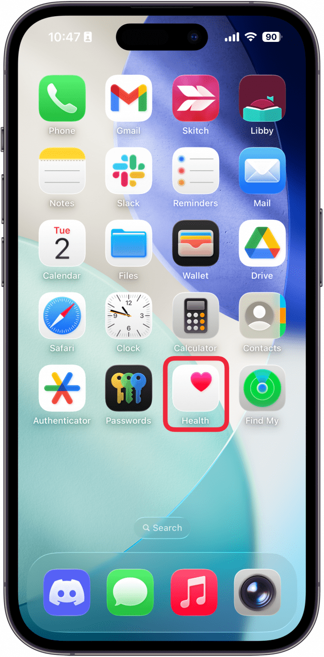 Une capture d'écran de l'écran d'accueil de l'iPhone avec une boîte rouge autour de l'application de santé