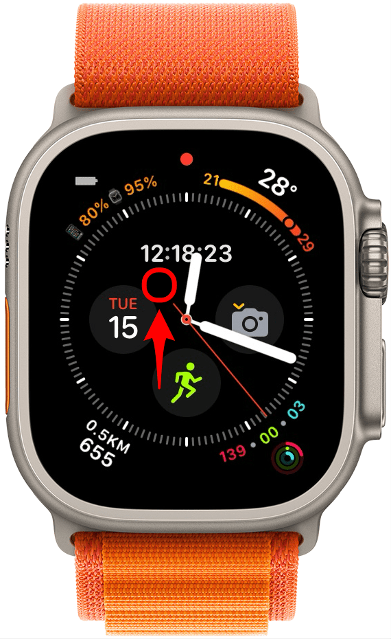 Appuyez et maintenez votre visage Apple Watch jusqu'à ce que vous voyiez une option à modifier.