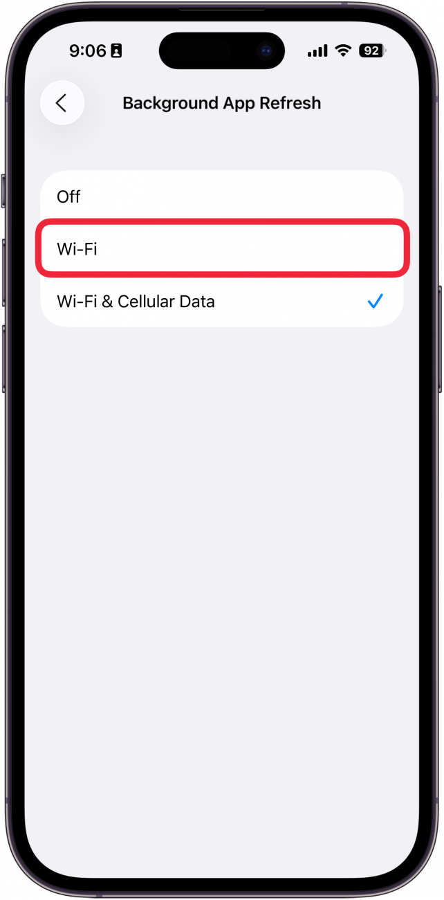 une capture d'écran des paramètres d'actualisation de l'application en arrière-plan avec un cadre rouge autour du Wi-Fi