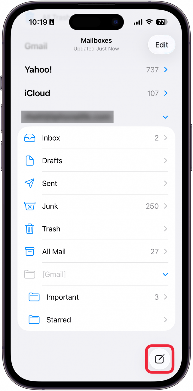 une capture d'écran de l'application de messagerie sur iPhone avec un cadre rouge autour du nouveau bouton de courrier électronique